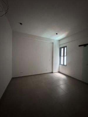 2 Bedroom Apartment, Ikate, Lekki Phase 1, Lekki, Lagos, Block of Flats for Sale