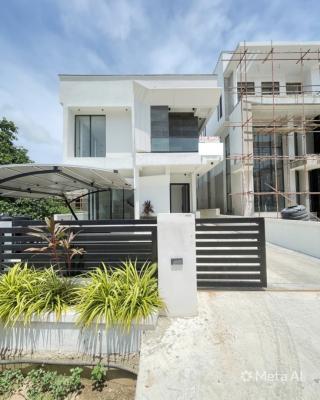 5 Bedroom Duplex + Bq, Ikota, Lekki, Lagos, Detached Duplex for Sale