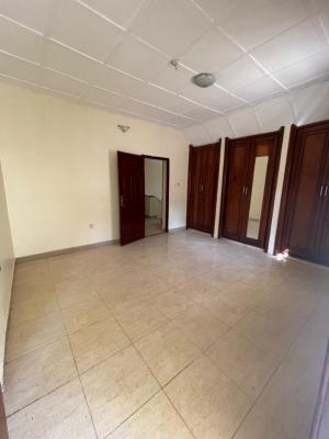 Spacious Studio Apartment (upstairs), Ikota Villa, Lekki, Lagos, Flat / Apartment for Rent