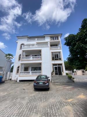 Luxury 3bedroom Fully Serviced Waterfront  Apartment with Pool and Gym, Lekki Phase 1, Lekki Phase 1, Lekki, Lagos, Flat / Apartment for Rent