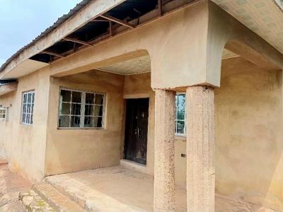 Massive 3 Bedroom Bungalow on 700sqm Land, Surulere Community, Ilugun, Behind Kemta Housing Estate, Abeokuta South, Ogun, Detached Bungalow for Sale