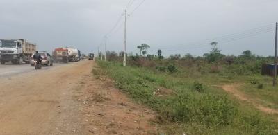 Commercial Land, Along Expressway, Ijebu Ode, Ogun, Land for Sale