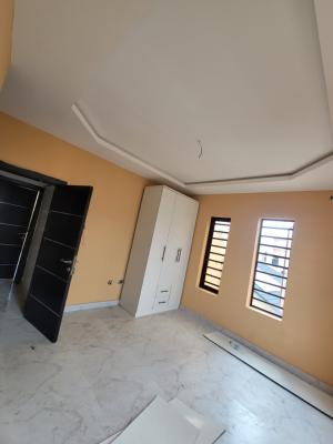 Executive 2-bedroom Apartment Available at Good Estate, Ajah., Well. Secured Estate, Ajiwe, Ajah, Lagos, Flat / Apartment for Rent