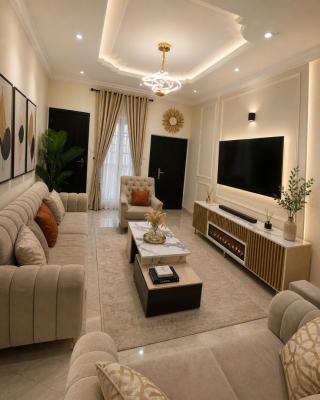 Lovely Self Serviced 2 Bedroom Apartment, Beside Nicon Town, Ikate Elegushi, Lekki, Lagos, Flat / Apartment for Rent