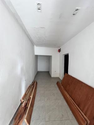 1 Bedroom Apartment, Lekki Phase 1, Lekki, Lagos, Mini Flat (room and Parlour) for Rent