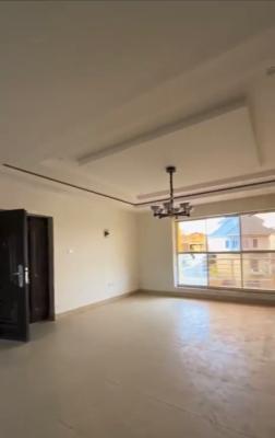 Luxurious Spacious 3bedroom En-suite Flat, Fha Guzape, Guzape District, Abuja, Block of Flats for Sale