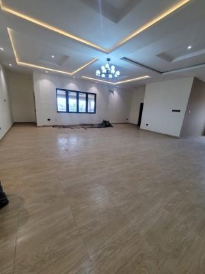 Brand New Luxury Spacious 5 Bedroom Penthouse Apartment with Bq, Lekki Phase 1, Lekki, Lagos, Flat / Apartment for Rent