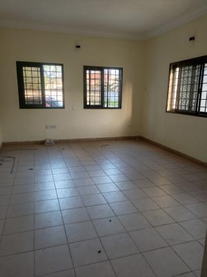 Large 3bedroom with Bq 6acs Pool Gym 24hours Light, Off Admiralty Way, Lekki Phase 1, Lekki, Lagos, Flat / Apartment for Rent