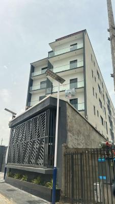 Luxurious & Spacious 3 Bedroom Apartment, Off Freedomway, Lekki, Lagos, Flat / Apartment for Sale