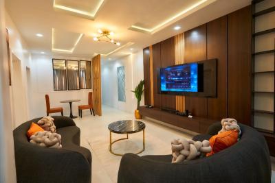 Fully Furnished 2 Bedroom Apartment, Off Admiralty Way, Lekki Phase 1, Lekki, Lagos, Flat / Apartment for Rent