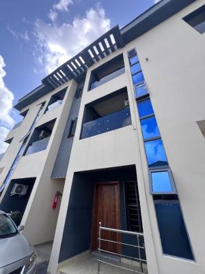 a Well Built 2bedroom Apartment, Before Novare Shoprite Ajah, Lekki Phase 2, Lekki, Lagos, Flat / Apartment for Rent