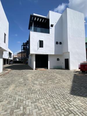 Enormous 3bedroom Apartment Within a Lovely Neighborhood, Ikota, Lekki, Lagos, Flat / Apartment for Sale