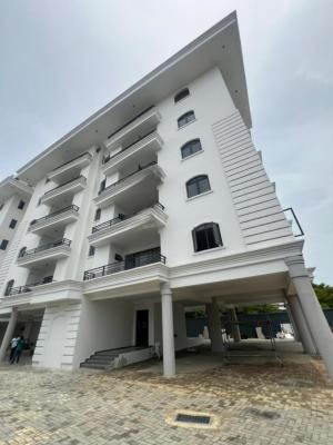 Stylish 3 Bedroom Apartment with Bq, Pool, & Gym in a Secure Estate, Admiralty, Lekki Phase 1, Lekki, Lagos, Flat / Apartment for Rent