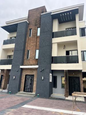 a Well Built 2bedroom Flat, Pepperoni Abraham Adesunya, Lekki Phase 2, Lekki, Lagos, Flat / Apartment for Rent