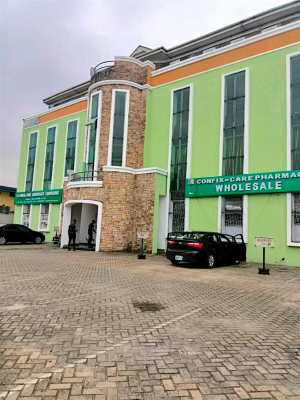 Big Office Space on The Ground Floor in a Secure Mall, Dline, Port Harcourt, Rivers, Office Space for Rent