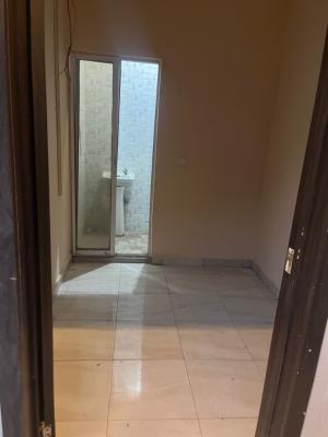 Nice and Spacious Room Boys Quarter, Chevron, Lekki, Lagos, Self Contain (single Rooms) for Rent