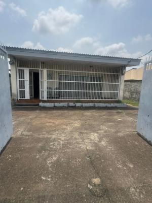 a Spacious 3 Bedroom Bungalow for Commercial Use, Tafawa Balewa Crescent, Surulere, Lagos, Detached Bungalow for Rent