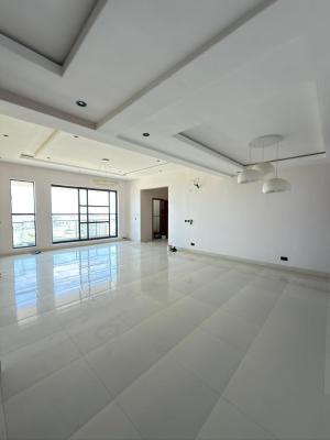 Enjoy Theurapeutic Views in This 3 Bedroom Penthouse, Lekki Phase 1, Lekki, Lagos, Flat / Apartment for Sale