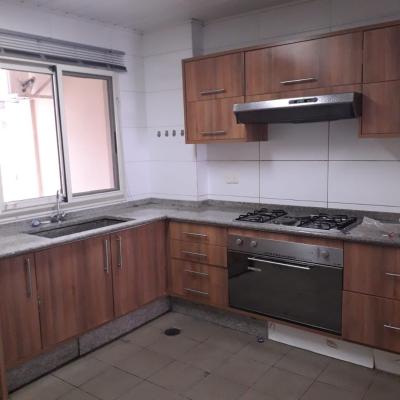Well Maintained Waterfront 3 Bedrooms Apartment, Banana Island, Ikoyi, Lagos, Flat / Apartment for Sale
