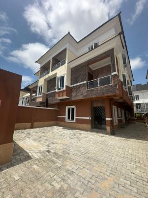 Well Finished 5 Bedroom Semi-detached House with 2 Rooms Bq, Lekki Phase 1, Lekki, Lagos, Semi-detached Duplex for Rent