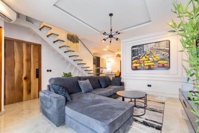 Luxurious 3 Bedroom Apartment with Excellent Features Content, Victoria Island (vi), Lagos, Flat / Apartment Short Let