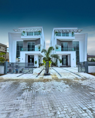 Brand New Spacious 5 Bedroom Duplex with a Bq, Pool, a Gym and Cinema, in a Secured Estate in Osapa London Lekki Lagos, Osapa, Lekki, Lagos, Detached Duplex for Sale