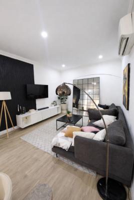 Admiralty Nest - Modern 2 Bedroom Haven in, Lekki Phase 1, Lekki, Lagos, Flat / Apartment Short Let