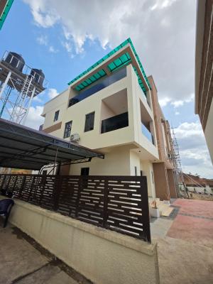 Ultra-opulent 7-bedroom Semi-detached Duplex  By Judges Quarters, By Judges Quarters, Katampe, Abuja, Semi-detached Duplex for Rent