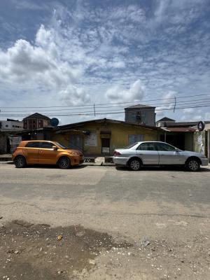 Buy and Develop Bungalow Building in a Well Planned Location, Itire-ikate, Surulere, Lagos, Detached Bungalow for Sale