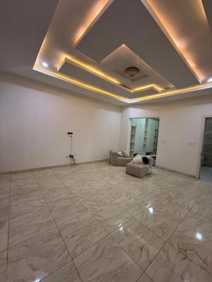 Luxury Master Bedroom in a Serene and Secured Estate, Orchid, Maple Estate, Lekki, Lekki, Lagos, Flat / Apartment for Rent
