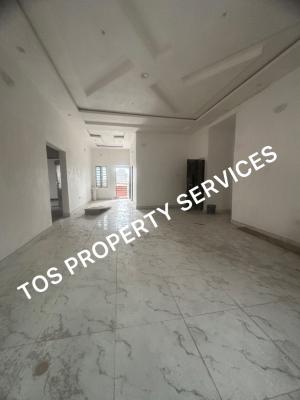 Massively Spacious 2 Bedroom Flat ( Upstairs), Sabo-alagomeji, Yaba, Alagomeji, Yaba, Lagos, Flat / Apartment for Rent