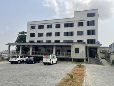 Waterfront 2 Bedroom Apartment, Lekki Phase 1, Lekki, Lagos, Flat / Apartment for Rent
