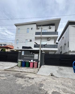Spacious 3 Bedroom Apartment, Off Admiralty, Lekki Phase 1, Lekki, Lagos, Flat / Apartment for Sale