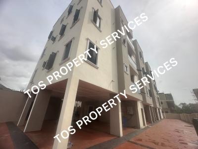 Lovely 2 Bedroom Ensuite Flat in an Estate, Sabo-alagomeji, in an Estate, Sabo, Yaba, Lagos, Flat / Apartment for Sale