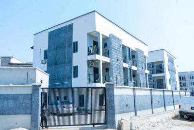 Well Maintained Serviced 2bedroom Apartment with Acs & Swimming Pool., Ikate ( Chisco Ap Filing Station Side ), Ikate, Lekki, Lagos, Flat / Apartment for Rent