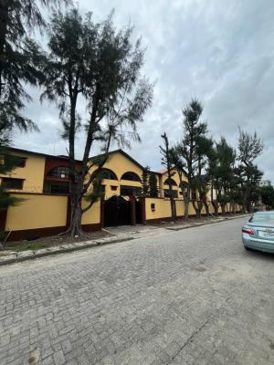 3 Bedroom Apartment with Bq, Lekki Phase 1, Lekki, Lagos, Flat / Apartment for Rent