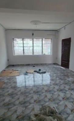 a Well-renovated Spacious Ground Floor 4-bedroom Flat, Off Akerele and Ogunnlana Drive, Surulere, Lagos, Flat / Apartment for Rent