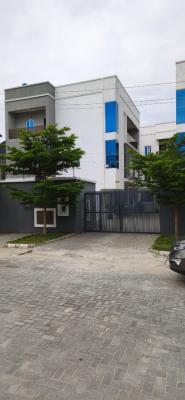 5 Bedroom Semi-detached House, Lekki Phase 1, Lekki, Lagos, Flat / Apartment for Sale