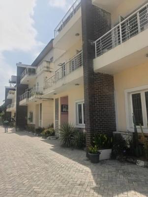 Well- Maintained, Spacious 4 Bedroom Terrace with 2 Bq, Lekki Phase 1, Lekki, Lagos, Terraced Duplex for Rent