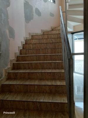 a Single Room Penthouse Without Bq, Off Adewunmi Adebimpe Drive, Lekki Phase 1, Lekki, Lagos, Flat / Apartment for Rent