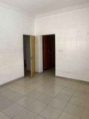 Two Bedroom with Bq, Lekki Phase 1, Lekki, Lagos, Flat / Apartment for Rent