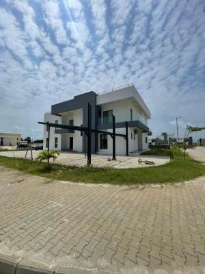 Beach View 5 Bedroom Residence with Bq, Maiyegun Beach Estate, Off The Coastal Road, Ologolo, Lekki, Lagos, Detached Duplex for Rent