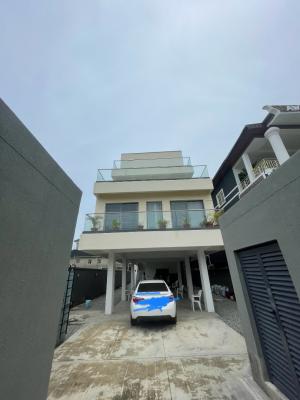 Spacious 2bed Apartment with Bq and Elevator and Solar, Cctv Cameras, Lekki Phase 1, Lekki, Lagos, Flat / Apartment for Rent