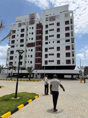 Luxury 3 Bedrooms Flat with Excellent Facilities, Freedom Way, Lekki Phase 1, Lekki, Lagos, Flat / Apartment for Rent