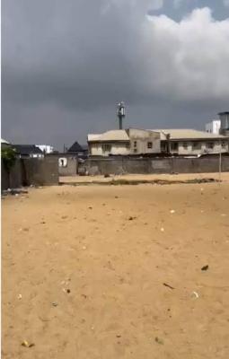 2300sqm Empty Space Facing Lekki Express Way, Close to Qmb Supermarket By Elf Bus Stop, Lekki Phase 1, Lekki, Lagos, Commercial Land for Rent
