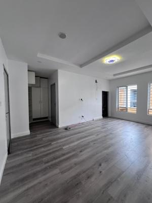 Luxurious and Serviced Masters Bedroom, Victoria Bay, Royal Pine Orchid Road, Lekki, Lagos, Self Contain (single Rooms) for Rent