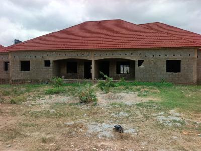 3 Bedrooms Semi-detached Bungalow Carcass, Fha (f.h.a), Lugbe District, Abuja, Semi-detached Bungalow for Sale