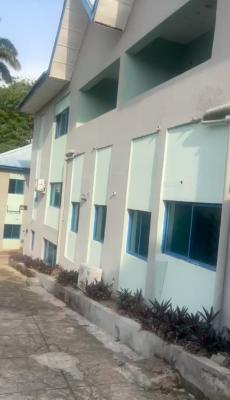 30unit Self-contained, 2unit of 1bedroom Hotel,, Off Ademola Adetunkubo (tarred Rd), Wuse 2, Abuja, Hotel / Guest House for Rent