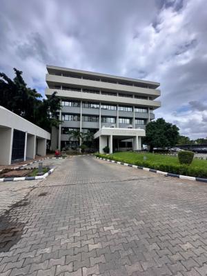 469 Sqm Office Space, Victoria Island (vi), Lagos, Office Space for Rent