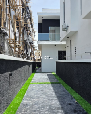 4 Bedroom Semi-detached with Bq, Lekki, Lagos, Semi-detached Duplex for Rent
